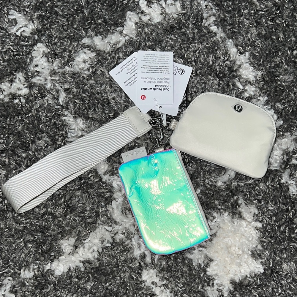 NWT LULULEMON Dual Pouch Wristlet Iridescent
